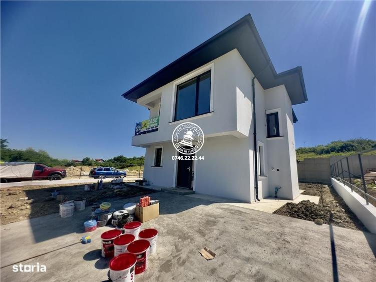 Casă cu 4 camere cu Teren 500 Mp în Bârnova