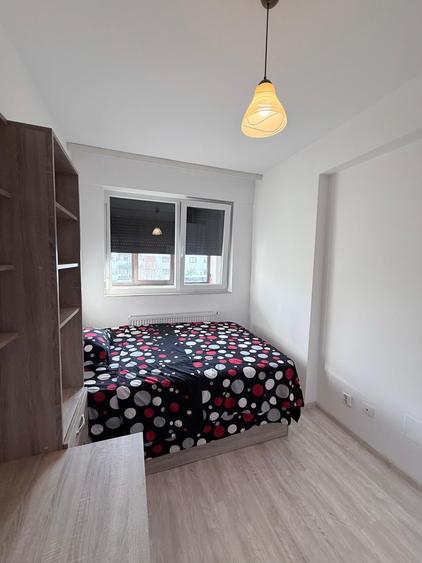 Apartament cu 2 camere semidecomandat în Militari