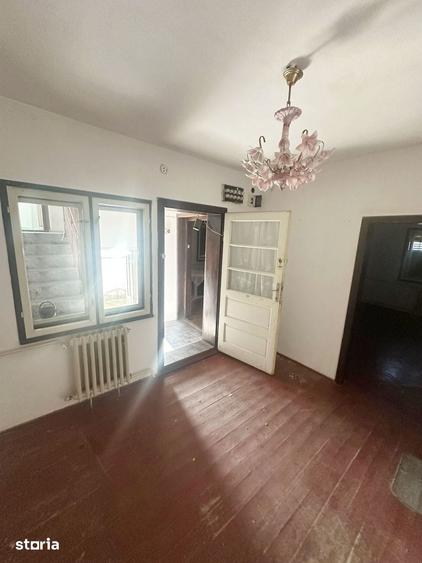 Casă cu 5 camere cu Teren 118 Mp în Orașul Nou