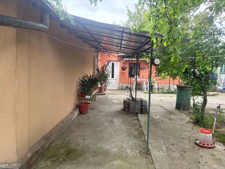 Casă cu 4 camere în