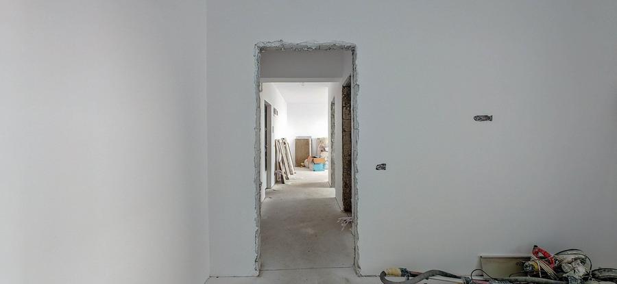 Apartament cu 3 camere decomandat în Berceni