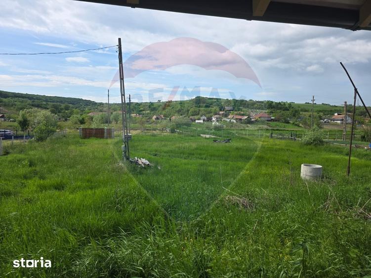 Casă cu 3 camere cu Teren 4234 Mp în Adămuș