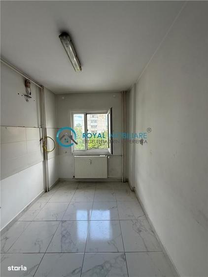Apartament cu 2 camere semidecomandat în Republicii
