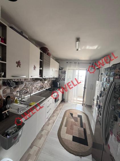 Apartament cu 4 camere în Lenin