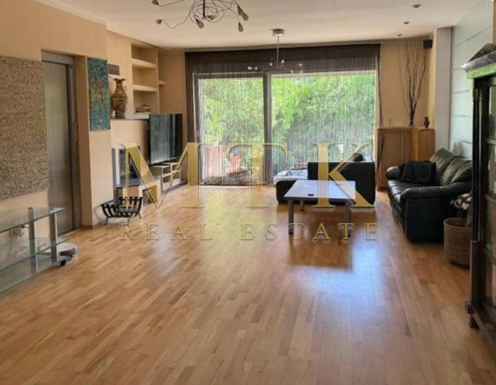 Duplex cu 6 camere cu Piscina în Pipera