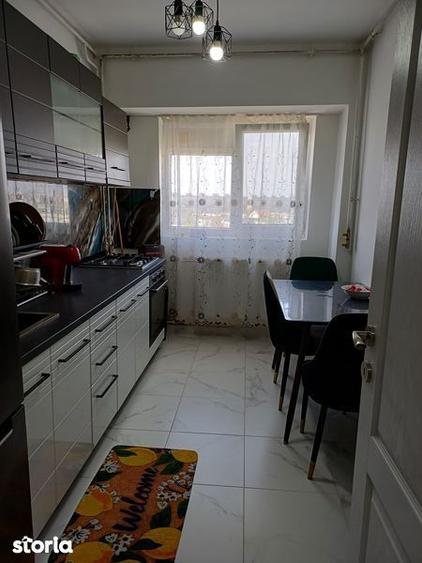 Apartament cu 3 camere decomandat, mobilat în Giurgiului