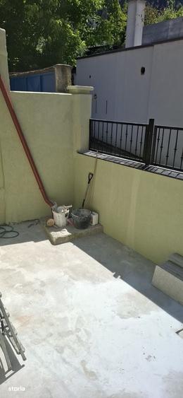 Casă cu 2 camere cu Teren 15 Mp în Schei