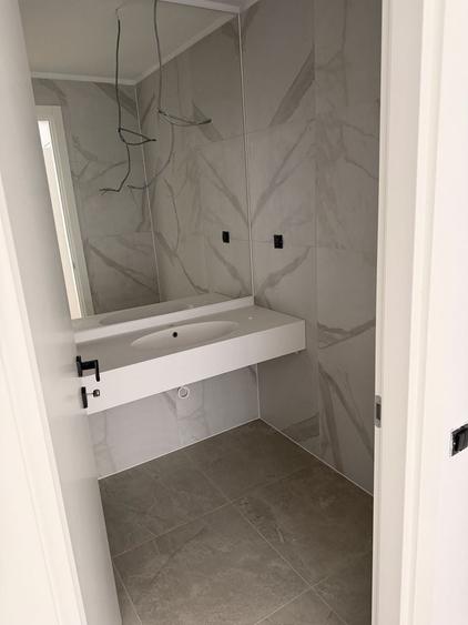 Apartament cu 3 camere decomandat în Nord