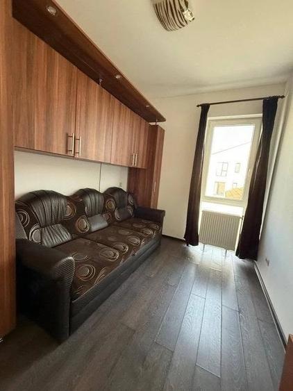 Apartament cu 2 camere decomandat în Giroc