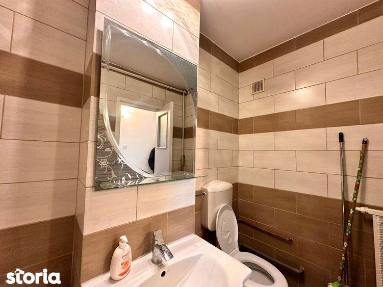 Apartament cu 2 camere decomandat în Tei