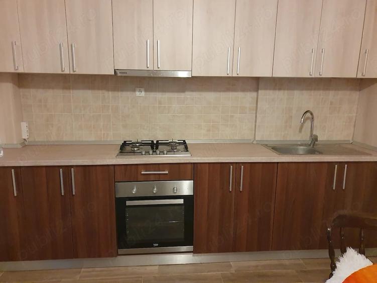 Apartament cu 3 camere semidecomandat în Copou