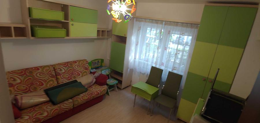 Apartament cu 3 camere decomandat în Calea Călărașilor