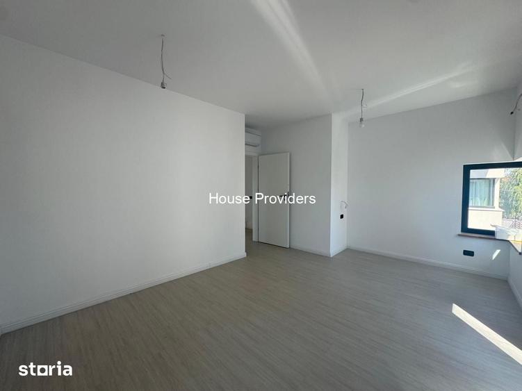 Casă cu 4 camere cu Teren 175 Mp în Străulești