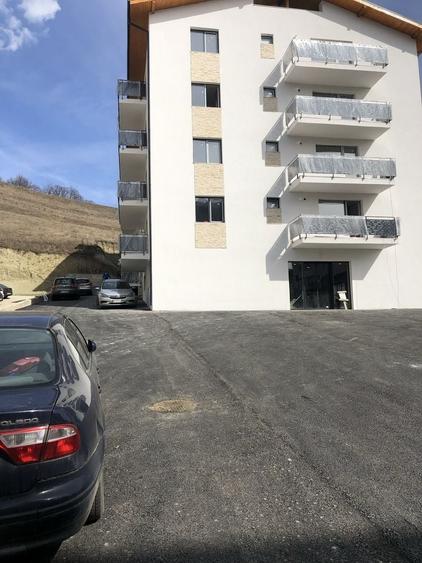 Apartament cu 2 camere decomandat în Florești