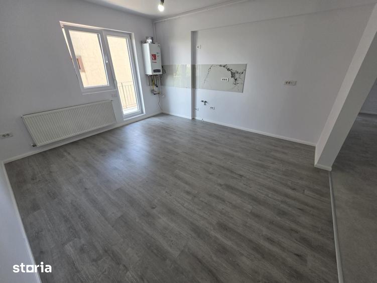Apartament cu 3 camere decomandat în Dobroești