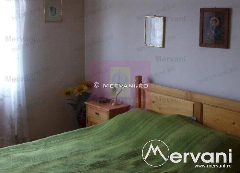 Casă cu 2 camere cu Teren 545 Mp în Central