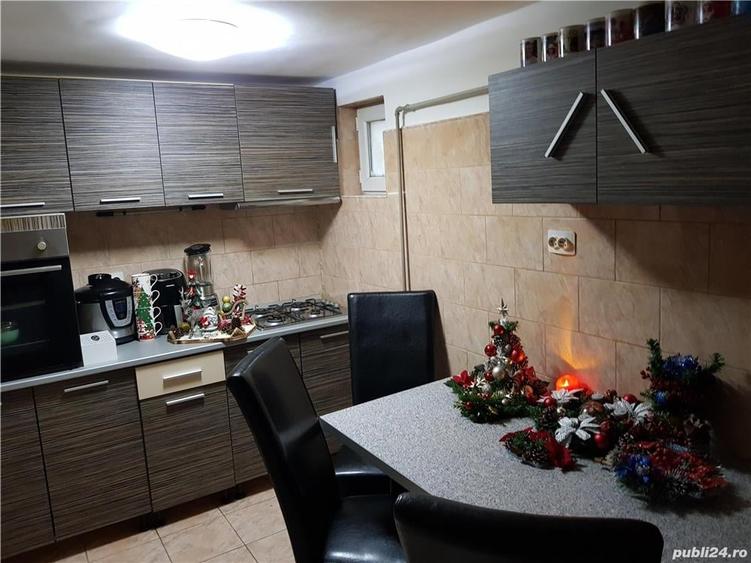 Casă cu 4 camere cu Teren 277 Mp în Girocului