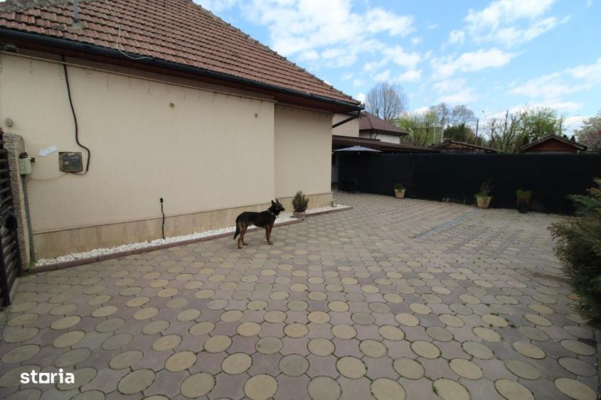 Casă cu 5 camere cu Teren 425 Mp în Central