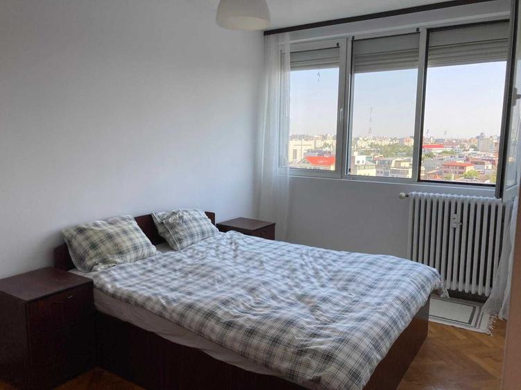 Apartament cu 3 camere decomandat în Floreasca
