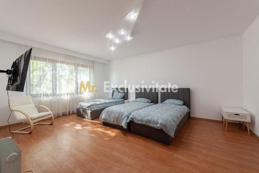 Casă cu 5 camere cu Teren 1000 Mp în Central