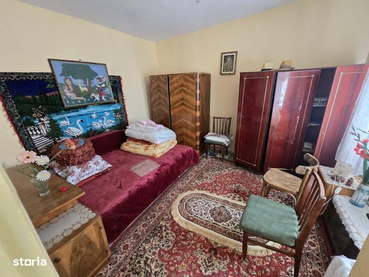 Casă cu 2 camere cu Teren 3751 Mp în Hârsești