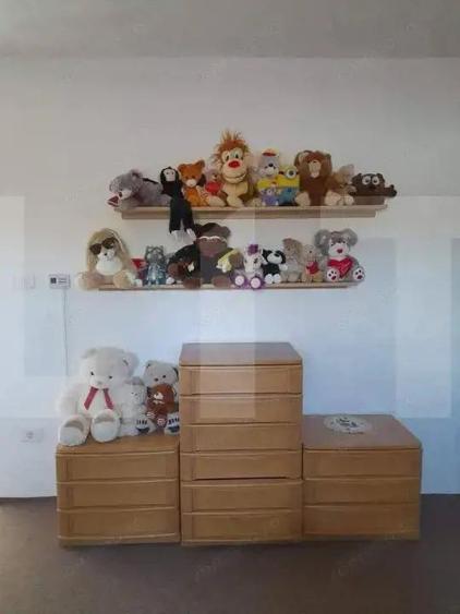 Casă cu 3 camere cu Teren 363 Mp în Curtici