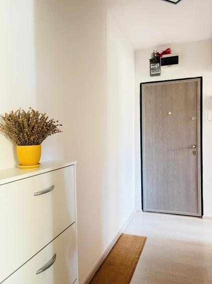 Apartament cu 2 camere semidecomandat în Dacia