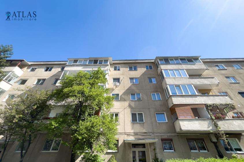Apartament cu 3 camere, mobilat în Griviței