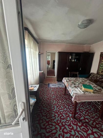 Casă cu 3 camere în Central