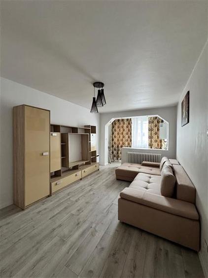 Apartament cu 2 camere decomandat în Gării