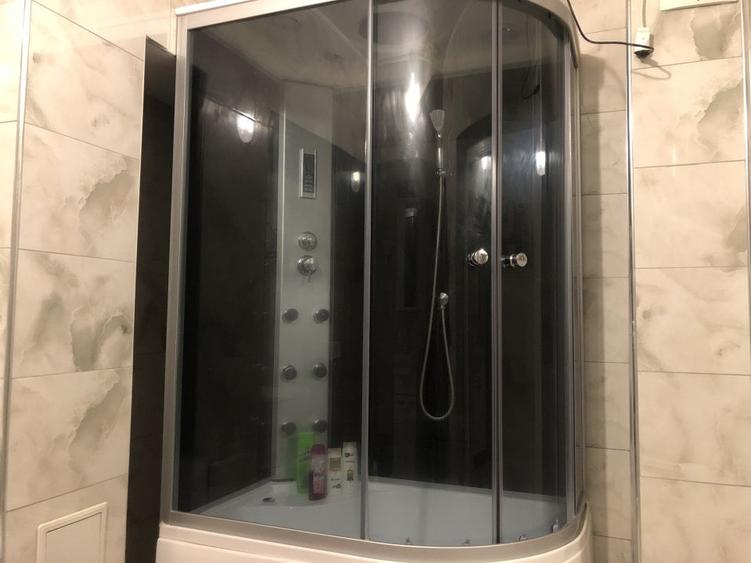 Apartament cu 3 camere decomandat, mobilat în Central