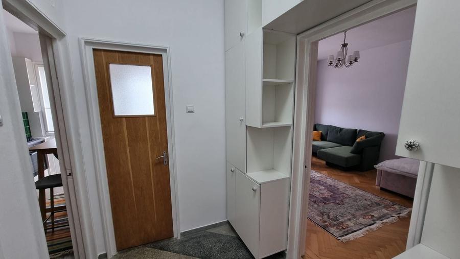 Garsonieră decomandată în Batistei