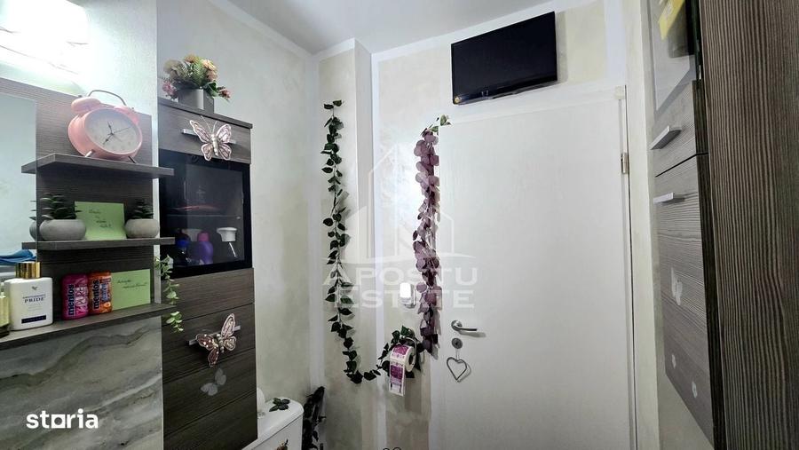 Apartament cu 2 camere de vanzare, decomandat, renovat, Girocului - 17