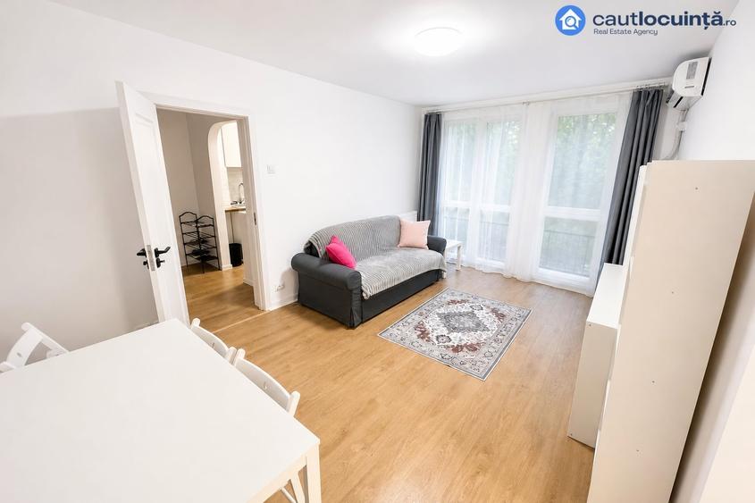 Apartament cu 3 camere în Balta Albă