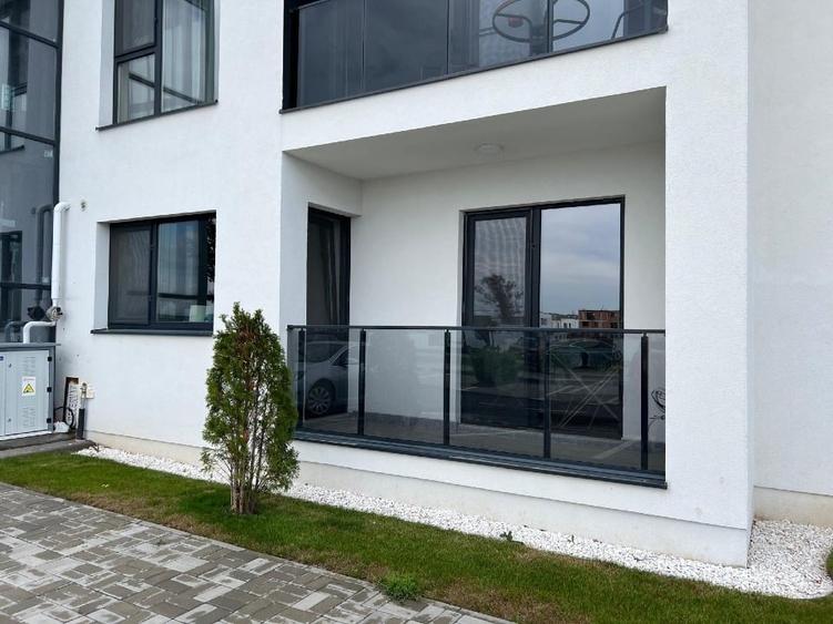 Apartament cu 2 camere decomandat în Tunari