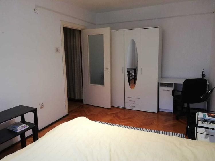 Apartament cu 2 camere semidecomandat în Spitalul Județean