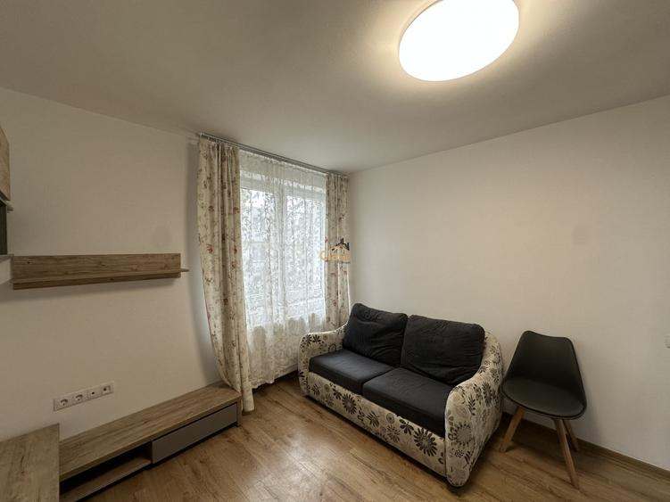 Apartament cu 2 camere semidecomandat, mobilat în Gheorgheni