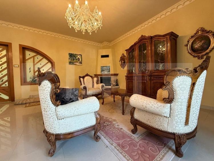 Casă individuală cu 10 camere cu Piscina în Iosefin