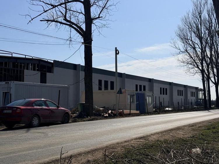 Spațiu industrial, de 535 mp, în Petrăchioaia