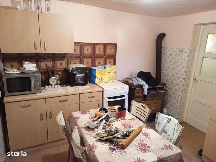 Casă cu 4 camere în Marila