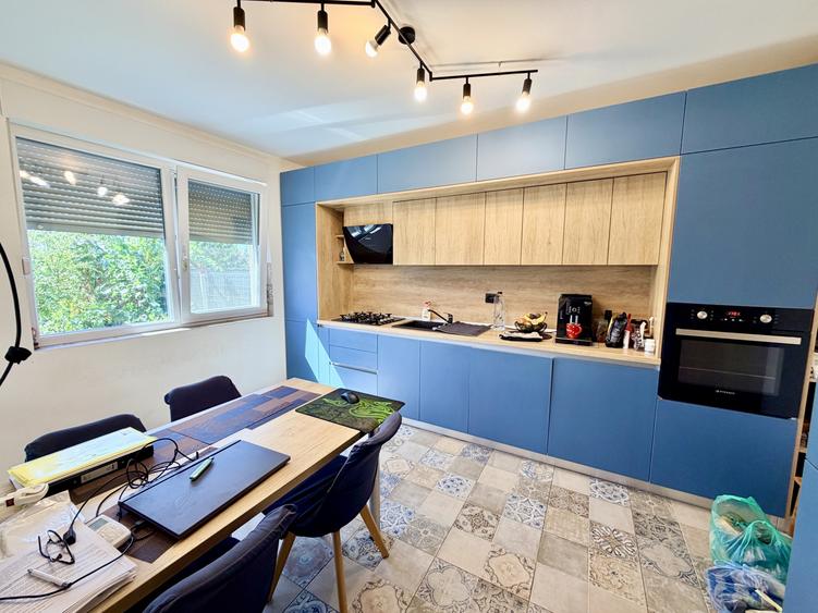 Duplex cu 4 camere cu Teren 302 Mp în Chișoda