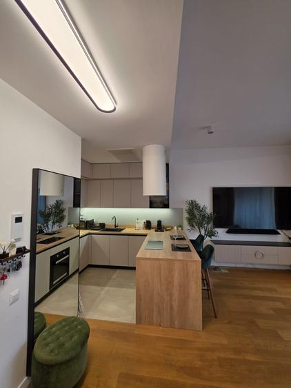 Apartament cu 2 camere semidecomandat în Barbu Văcărescu