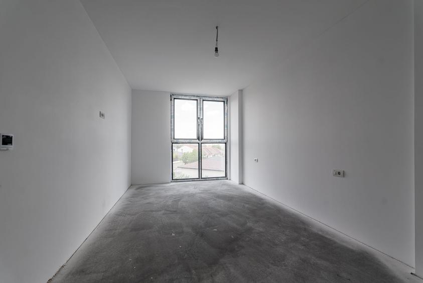 Apartament cu 2 camere decomandat în Subcetate