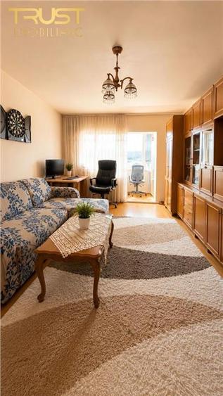 Apartament cu 4 camere semidecomandat în Baciu
