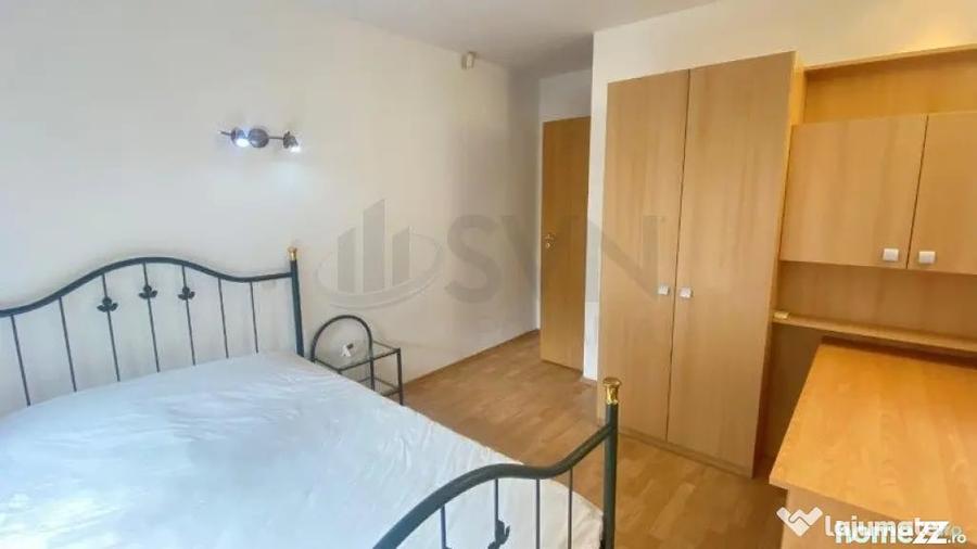 Apartament cu 3 camere decomandat în Primăverii