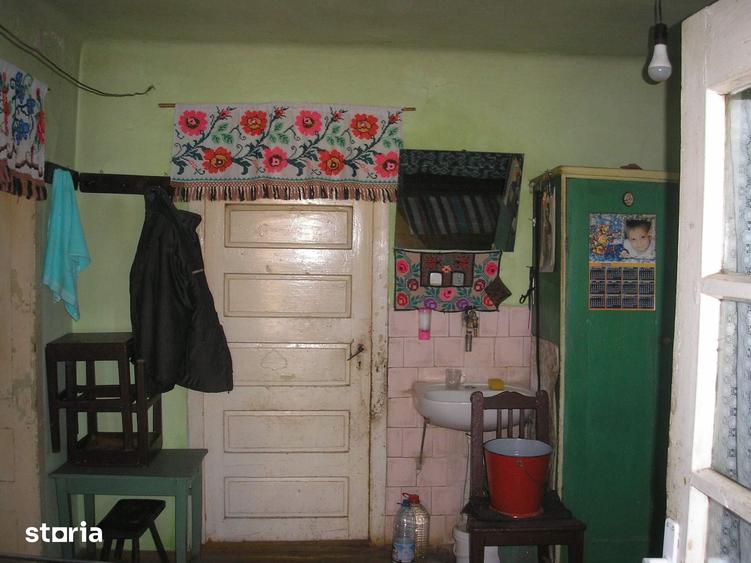 Casă cu 6 camere cu Teren 10400 Mp în Asuaju de Sus