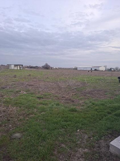 Teren de 700 mp, în Central