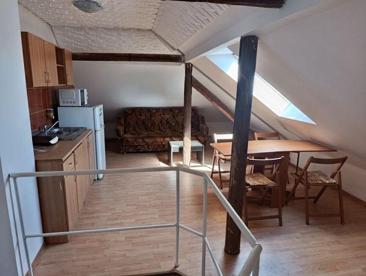 Apartament cu 2 camere în Calea Poplăcii
