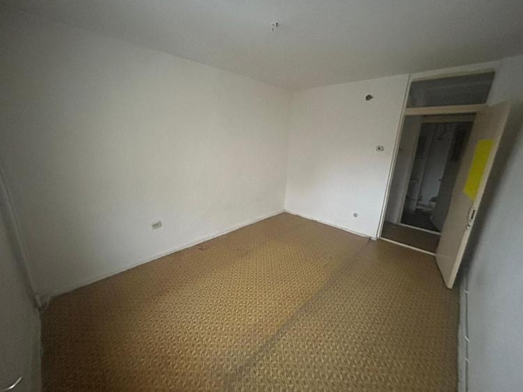 Apartament cu 2 camere decomandat în Ampoi 2