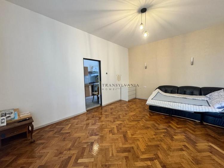 Apartament cu 2 camere semidecomandat în Ultracentral